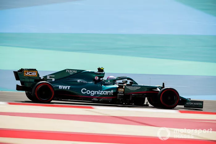 Sebastian Vettel, Aston Martin AMR21 