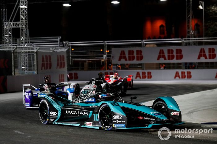 Sam Bird, Panasonic Jaguar Racing, Jaguar I-Type 5, Maximilian Gunther, BMW I Andretti Motorsports, BMW iFE.21, Andre Lotterer, Tag Heuer Porsche, Porsche 99X Electric