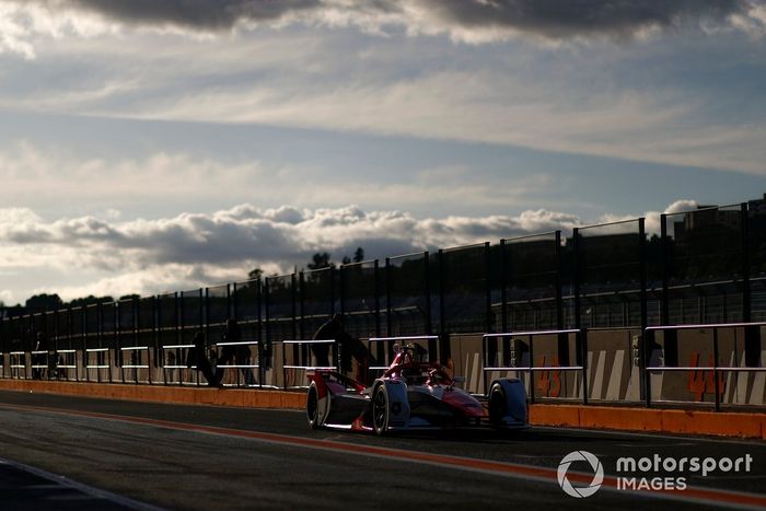 Nico Muller, Dragon Penske Autosport, Penske EV-4
