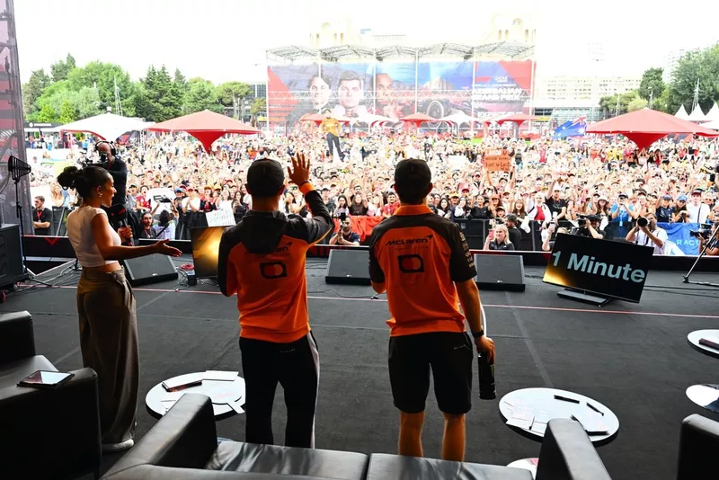 Lando Norris, McLaren, Oscar Piastri