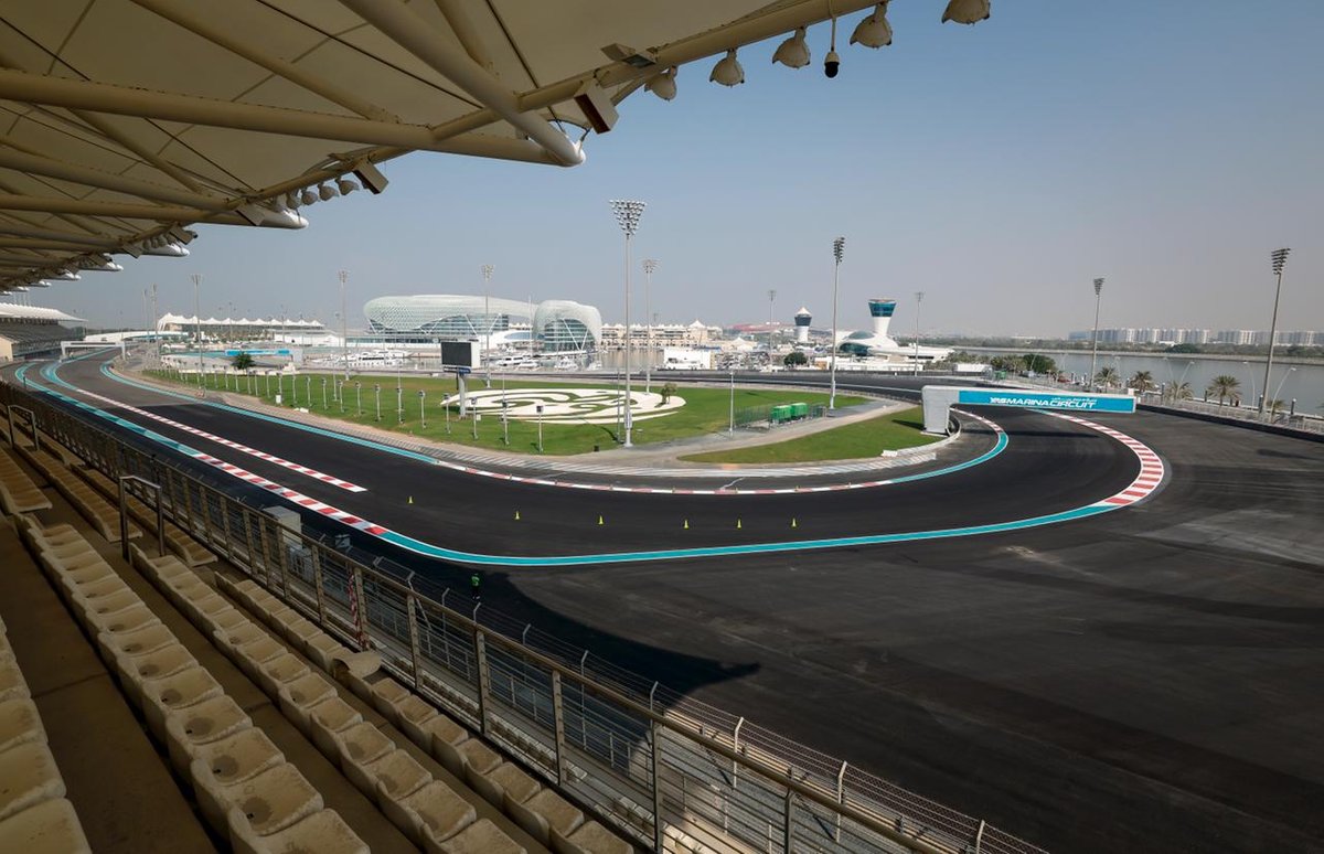 La curva Marsa de Abu Dhabi.