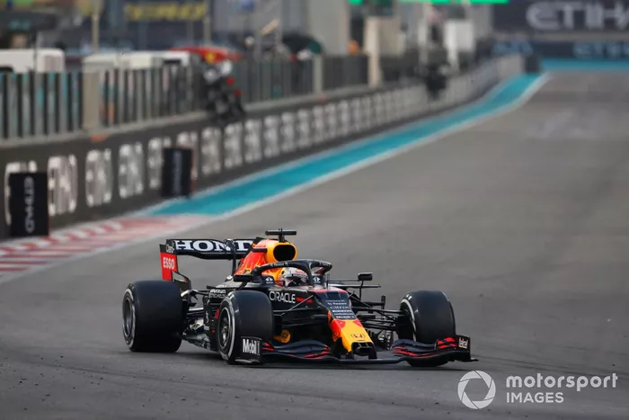 Max Verstappen, Red Bull Racing RB16B