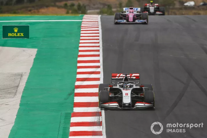Romain Grosjean, Haas VF-20, Sergio Pérez, Racing Point RP20