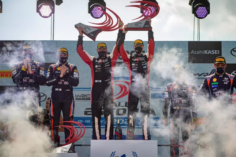 Podio:  Ganador Kalle Rovanperä, Jonne Halttunen, Toyota Gazoo Racing WRT Toyota Yaris WRC, segundo lugar Craig Breen, Paul Nagle, Hyundai Motorsport Hyundai i20 Coupe WRC, tercer lugar Thierry Neuville, Martijn Wydaeghe, Hyundai Motorsport Hyundai i20 Coupe WRC
