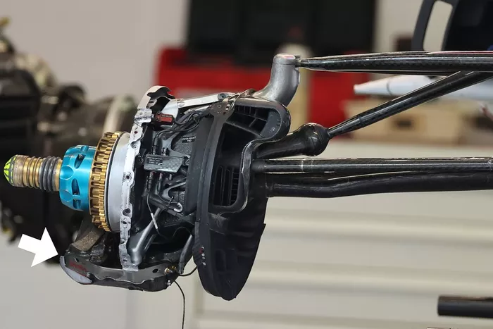 Detalle de las pinzas de freno del Alfa Romeo C41