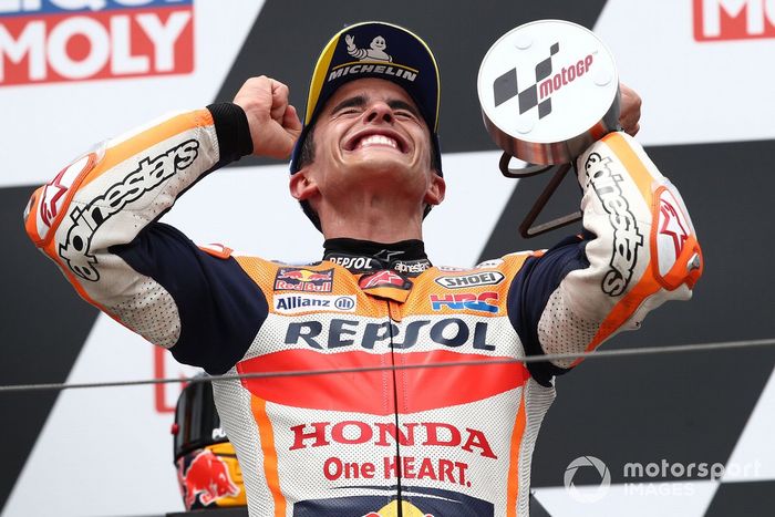 Podio: ganador Marc Márquez, Repsol Honda Team