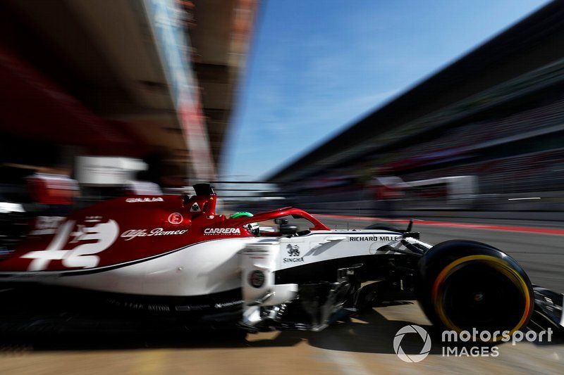 Antonio Giovinazzi, da Alfa Romeo, ficou na oitava posição