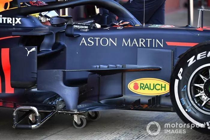 Red Bull Racing RB15 bargeboards