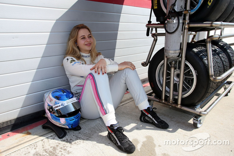 Софія Фльорш, BWT Mucke Motorsport