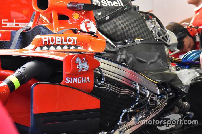 Detalle del motor del Ferrari SF70H