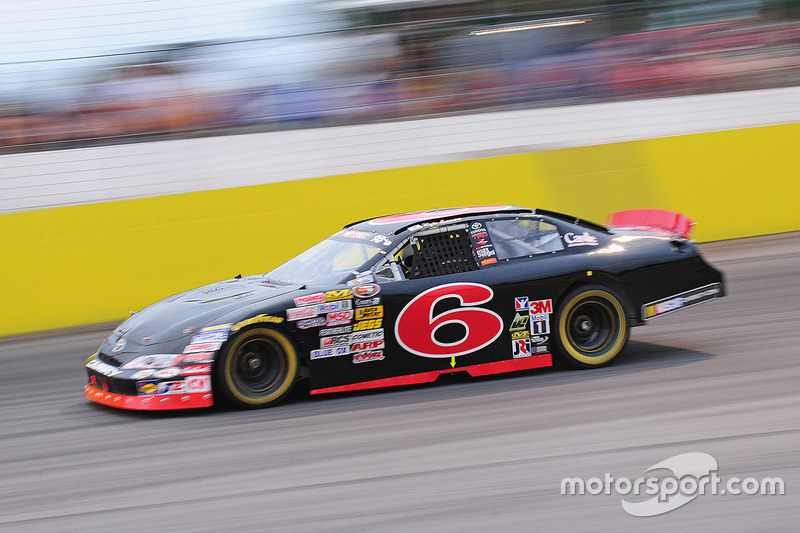 Kyle Larson, Rev Racing