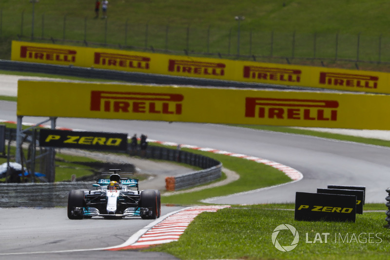 Льюіс Хемілтон, Mercedes AMG F1 W08