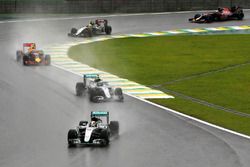 Lewis Hamilton, Mercedes AMG F1 W07 Hybrid y Nico Rosberg, Mercedes AMG F1 W07 Hybrid