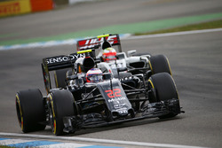 Дженсон Баттон, McLaren MP4-31
