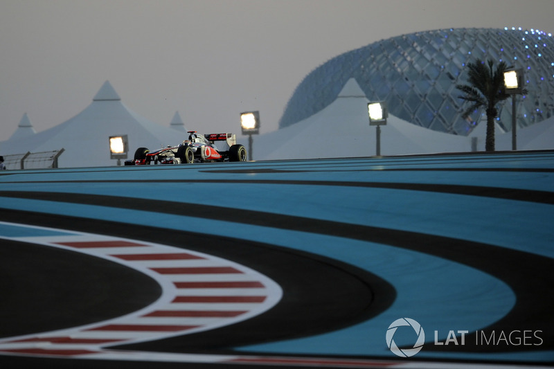 Lewis Hamilton, McLaren MP4-26