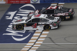 Kevin Harvick, Stewart-Haas Racing, Ford Fusion Jimmy John's Clint Bowyer, Stewart-Haas Racing, Chevrolet Camaro Haas 30 Years of the VF1