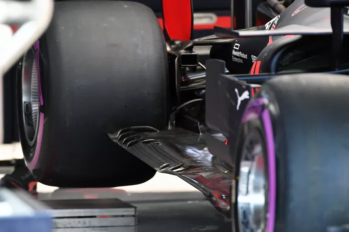 Red Bull Racing RB14 rear floor