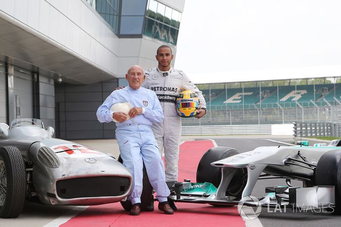 Sir Stirling Moss, Mercedes-Benz W196 e Lewis Hamilton, Mercedes AMG F1