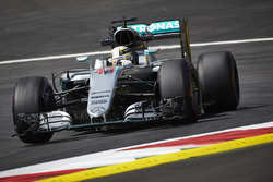 Льюис Хэмилтон, Mercedes AMG F1 W07 Hybrid