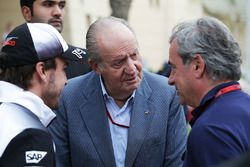 Fernando Alonso, McLaren con el ex rey de España Juan Carlos y Carlos Sainz