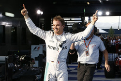 Sieger Nico Rosberg, Mercedes AMG F1 Team, im Parc Ferme