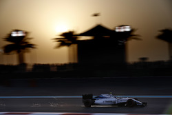 Funkenflug bei Valtteri Bottas, Williams FW38