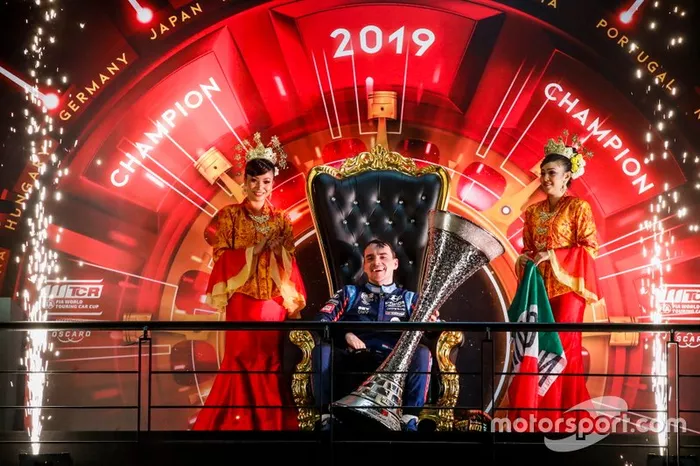 Campeón Norbert Michelisz, BRC Hyundai N Squadra Corse Hyundai i30 N TCR