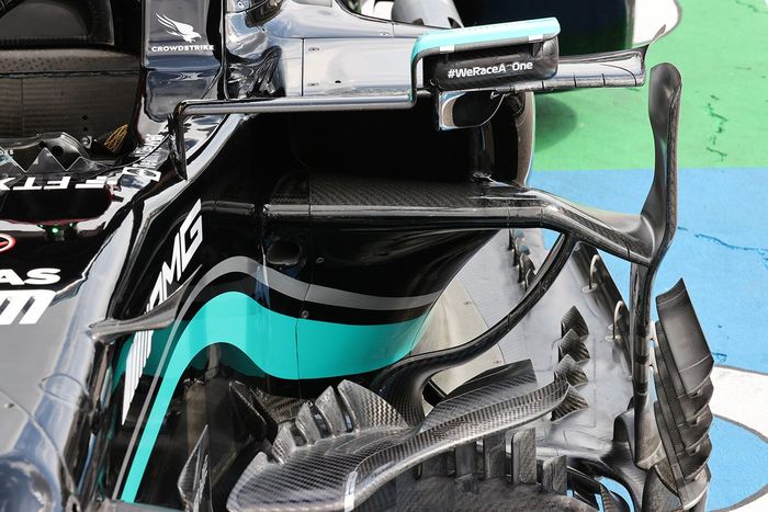 Detalle de los deflectores del Mercedes W12