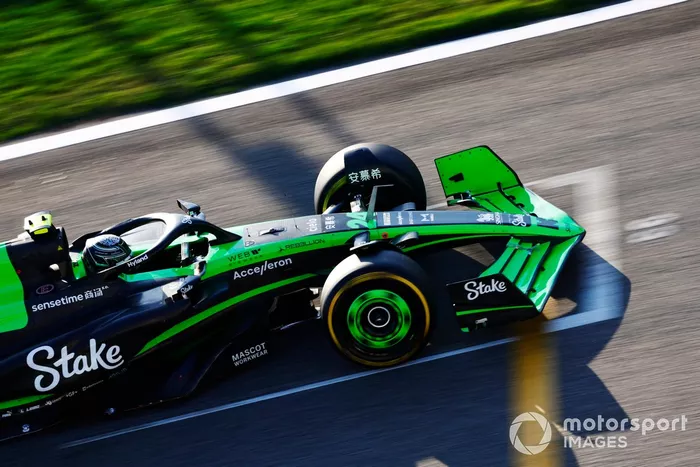 Zhou Guanyu, Kick Sauber C44