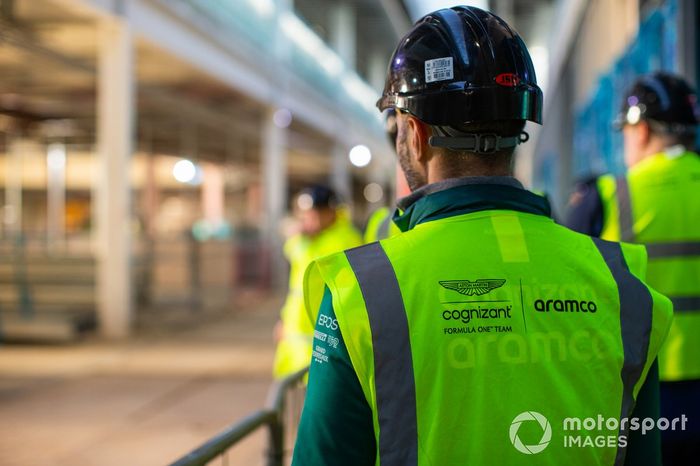 Visita a la fábrica de Aston Martin en Silverstone