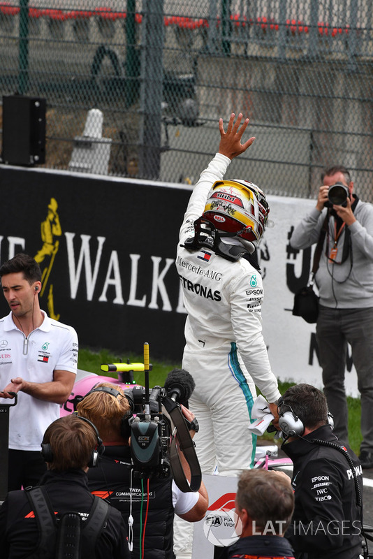 Lewis Hamilton 78. rajtelsősége az F1-ben