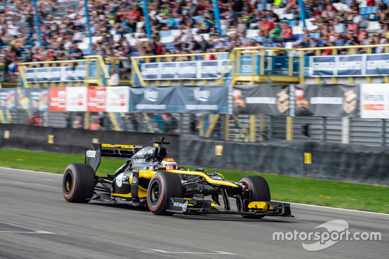 Джек Ейткен, Renault Sport F1 Team RS E20, Gamma Racing Day 2018