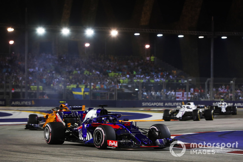 Brendon Hartley, Toro Rosso STR13, Stoffel Vandoorne, McLaren MCL33, Lance Stroll, Williams FW41