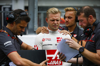 Kevin Magnussen, Haas F1 Team, sur la grille