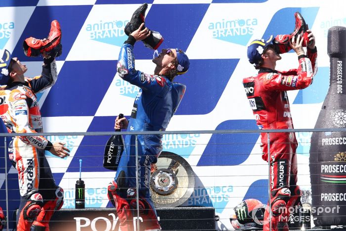 Podio: ganador Alex Rins, Team Suzuki MotoGP, segundo lugar Marc Márquez, Repsol Honda Team, tercer lugar Francesco Bagnaia, Ducati Team