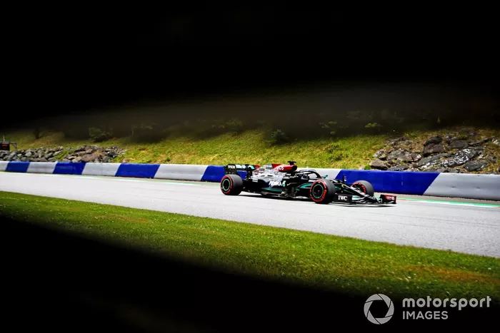 Lewis Hamilton, Mercedes W12