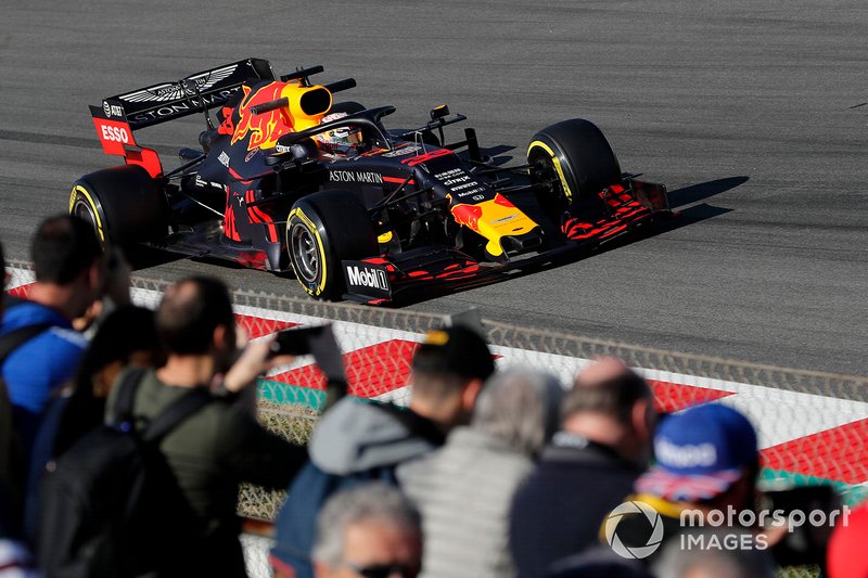 Max Verstappen, Red Bull Racing RB15 and fans