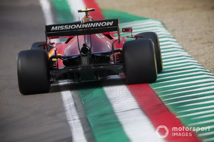 Carlos Sainz Jr., Ferrari SF21