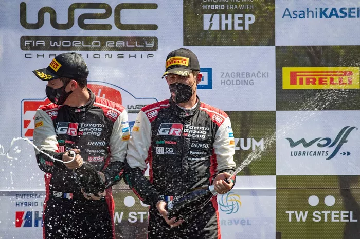 Podio: Ganador de la carrera Sébastien Ogier, Julien Ingrassia, Toyota Gazoo Racing WRT Toyota Yaris WRC