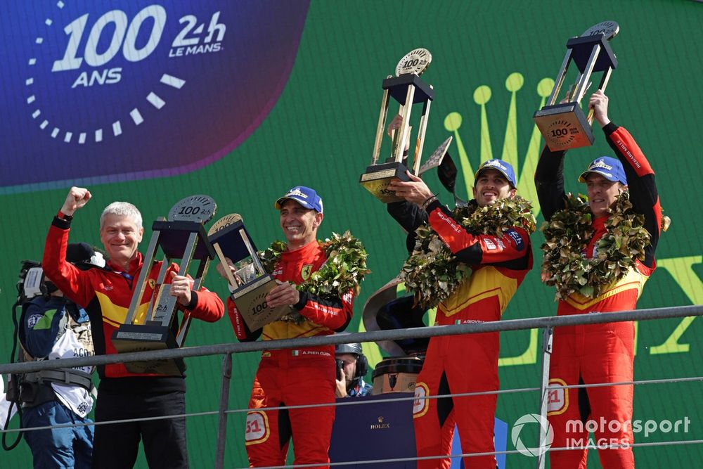 Podium: Winner #51 Ferrari AF Corse Ferrari 499P of Alessandro Pier Guidi, James Calado, Antonio Giovinazzi