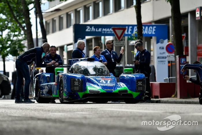 #47 Cetilar Villorba Corse Dallara P217 Gibson