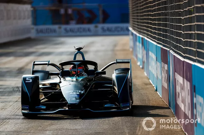 Stoffel Vandoorne, HWA Racelab, VFE-05 