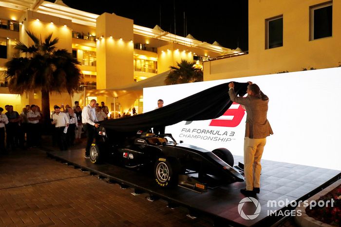 El nuevo FIA F3 2019 es anunciado en el paddock de F1