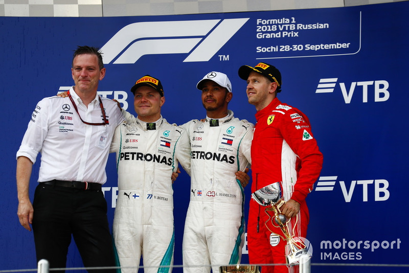 16. GP Rusia - Podium: Lewis Hamilton, Valtteri Bottas, Sebastian Vettel