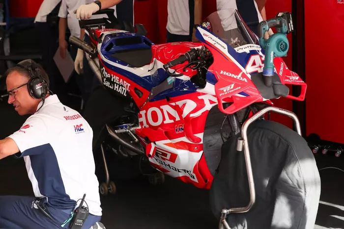 Moto Honda HRC