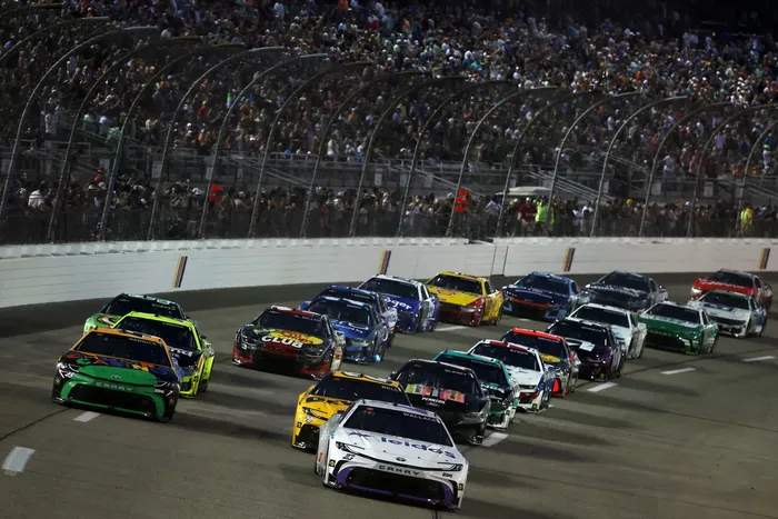 Bubba Wallace, 23XI Racing Toyota, Tyler Reddick, 23XI Racing Toyota