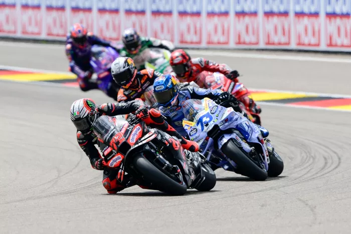 Marco Bezzecchi, Aprilia Racing