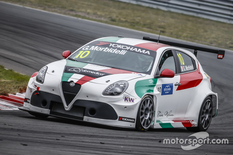 Gianni Morbidelli, Team Mulsanne Alfa Romeo Giulietta TCR