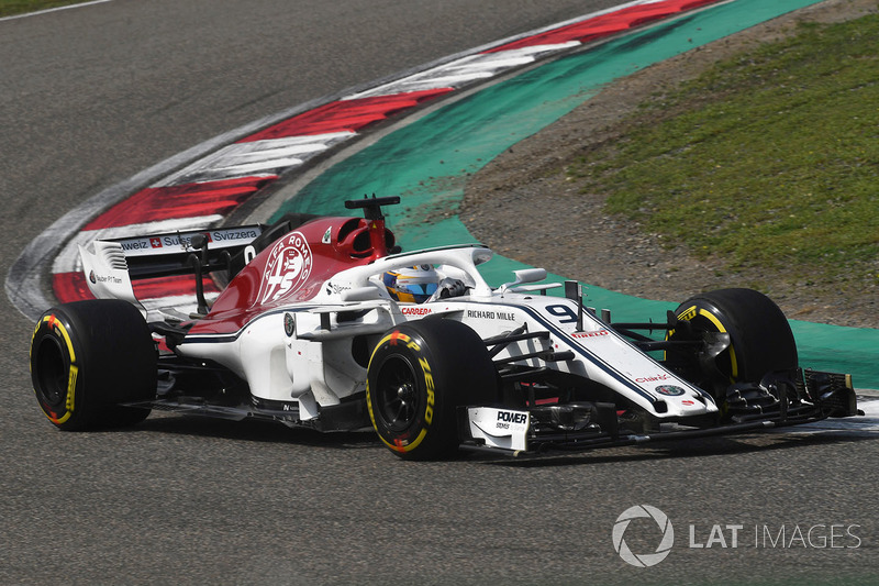 10. <img src="https://cdn-7.motorsport.com/static/img/cfp/0/0/0/200/207/s3/sweden-2.jpg" alt="" width="20" height="12" /> Marcus Ericsson - 80 Grands Prix (depuis 2014)