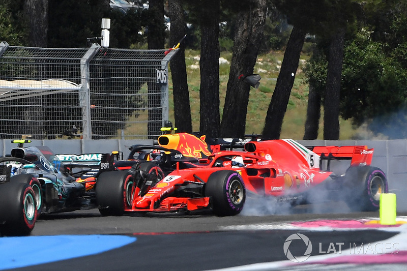 GP Perancis: Menabrak Valtteri Bottas di tikungan pertama